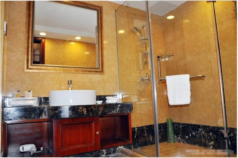 Borman Hotel Guangzhou Panyu Qiaonan Aoyuan Plaza Εξωτερικό φωτογραφία
